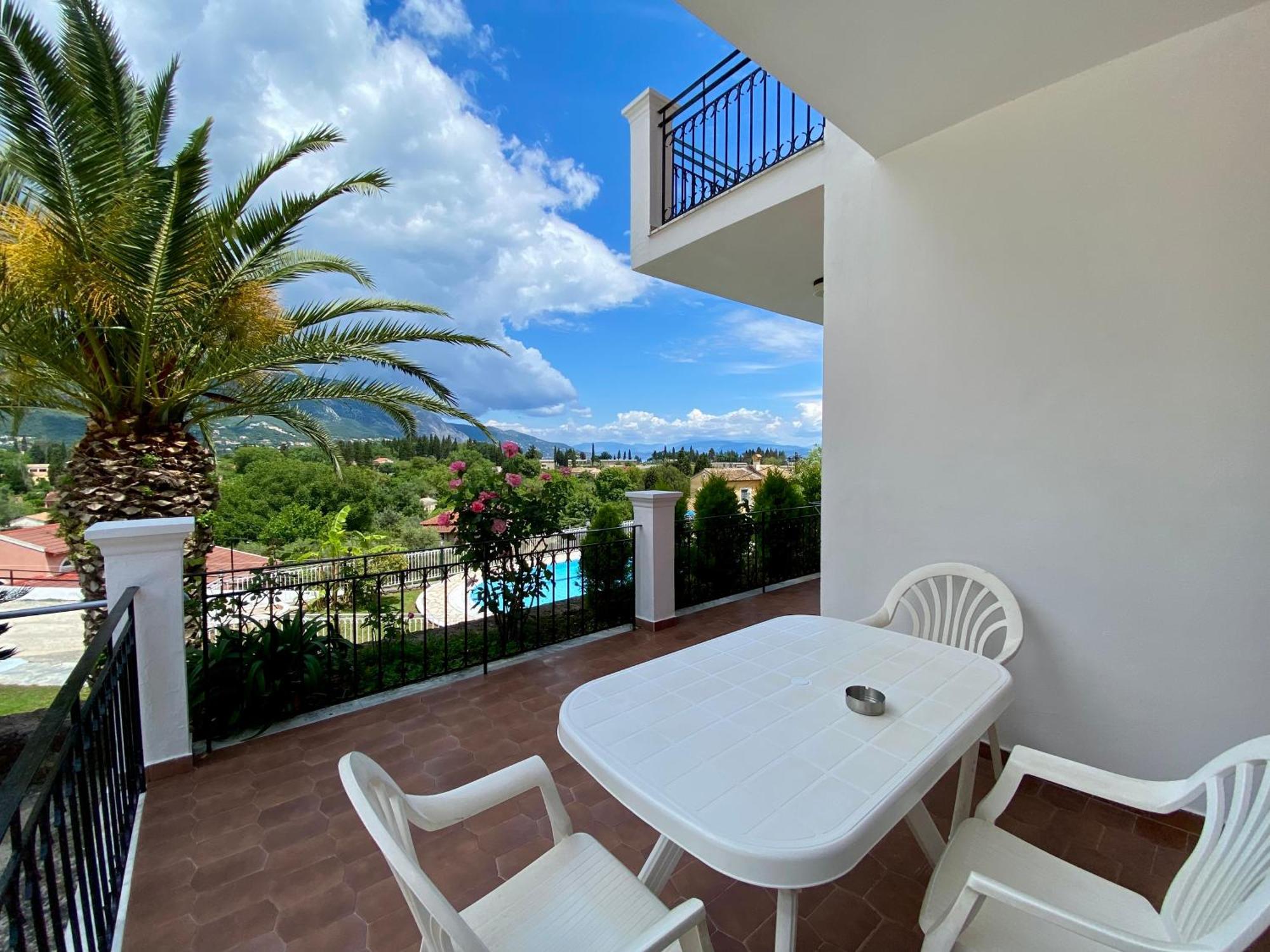 Thomas Apartments Dassia  Exterior foto