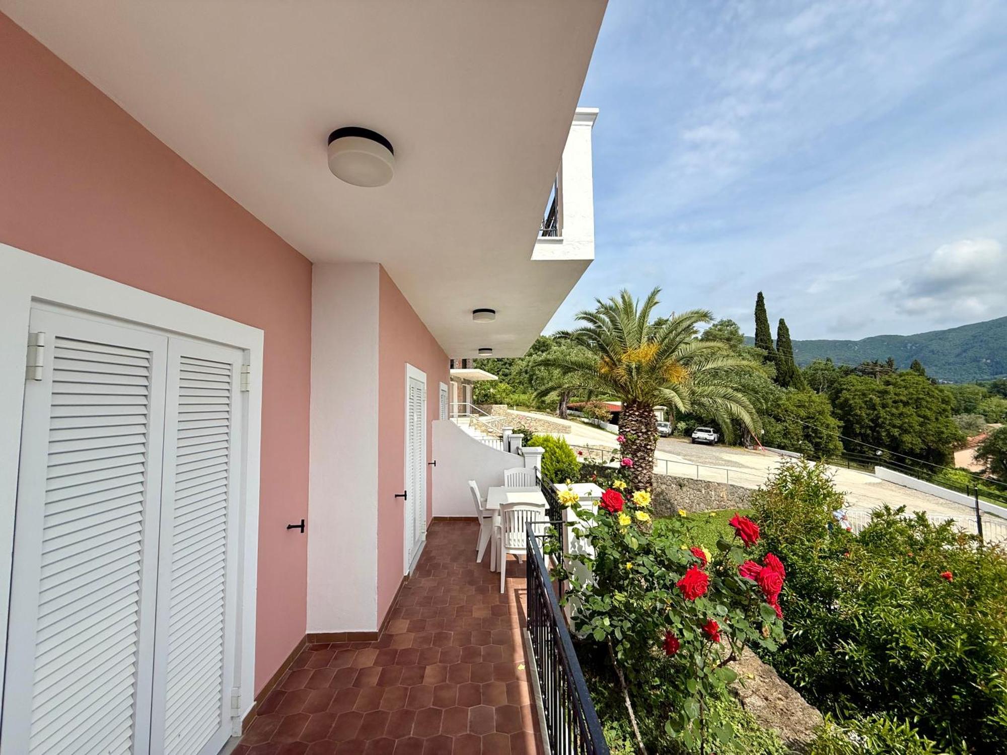 Thomas Apartments Dassia  Exterior foto